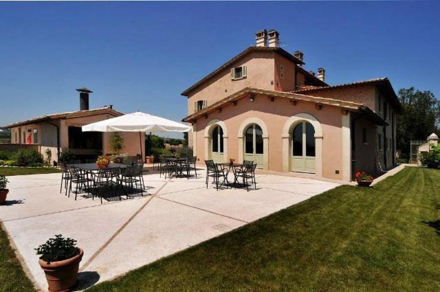 Country House Casco Dell'Acqua Trevi Exterior photo